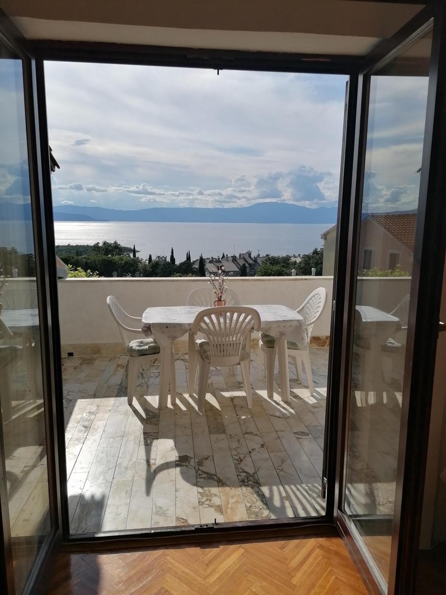 Apartment Domijan By El-Pi Tours Нивице Екстериор снимка