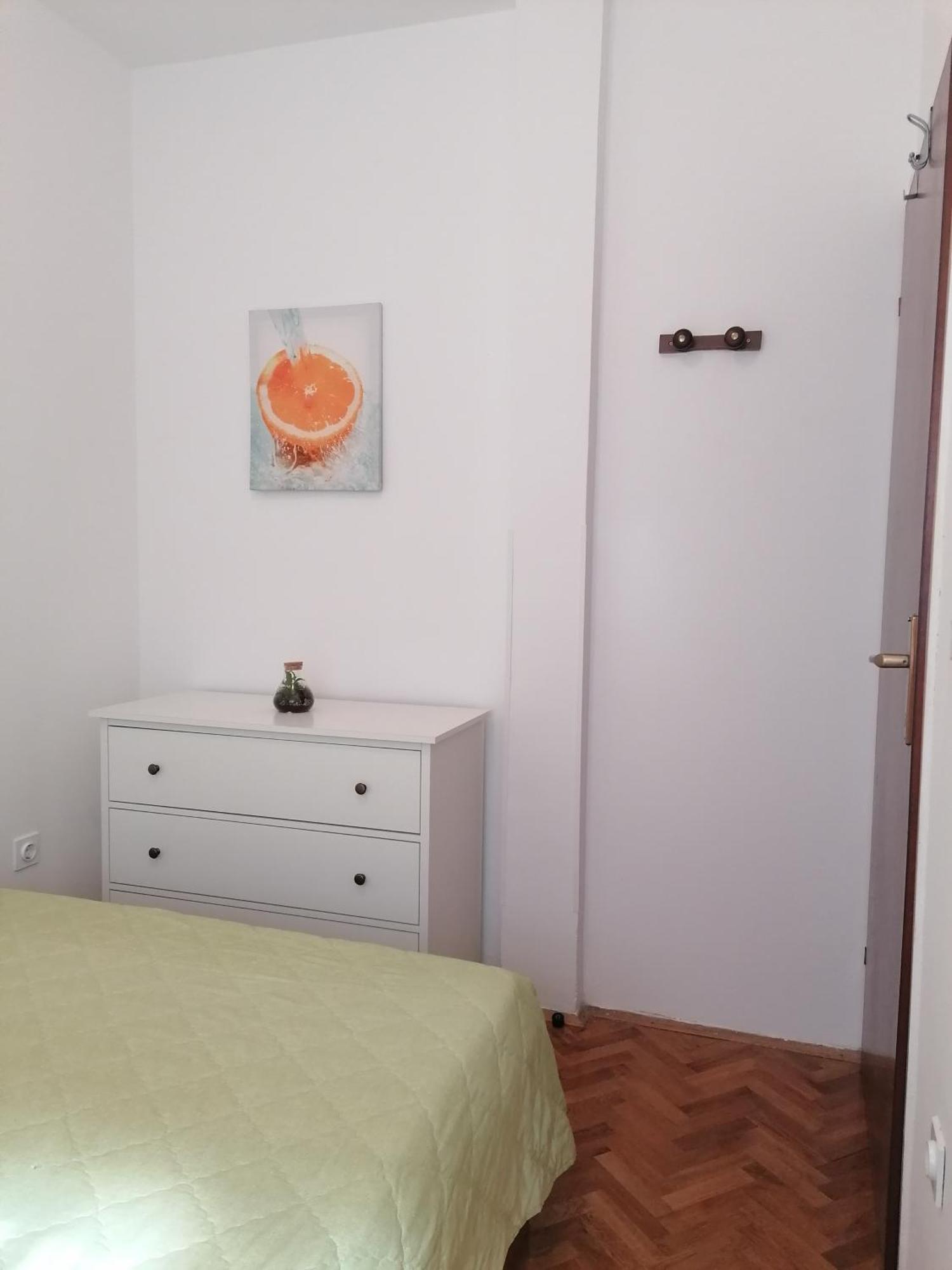 Apartment Domijan By El-Pi Tours Нивице Екстериор снимка